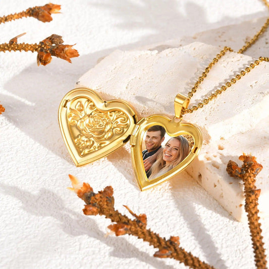 Relicário d'oro e rosas del amor con foto de tu novia/novio 😍